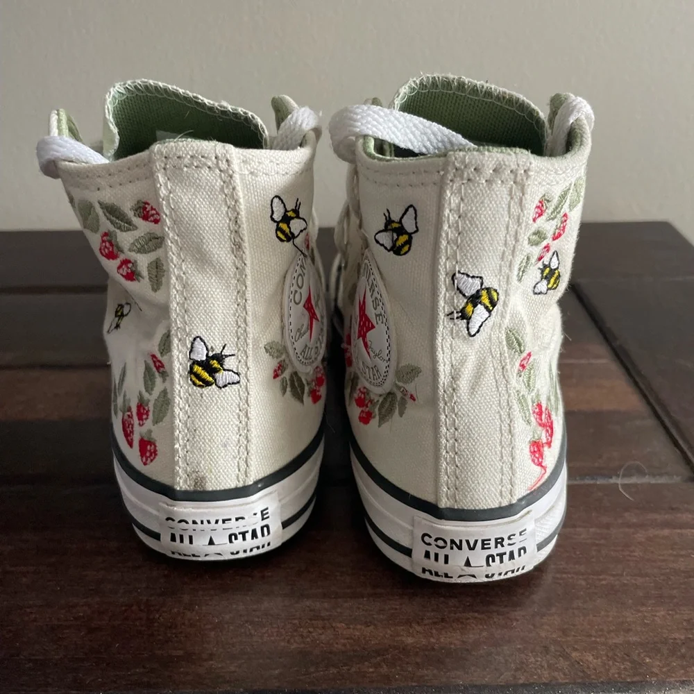 Converse Cream High-Tops with Floral and Bee Design - Picture 5 of 7